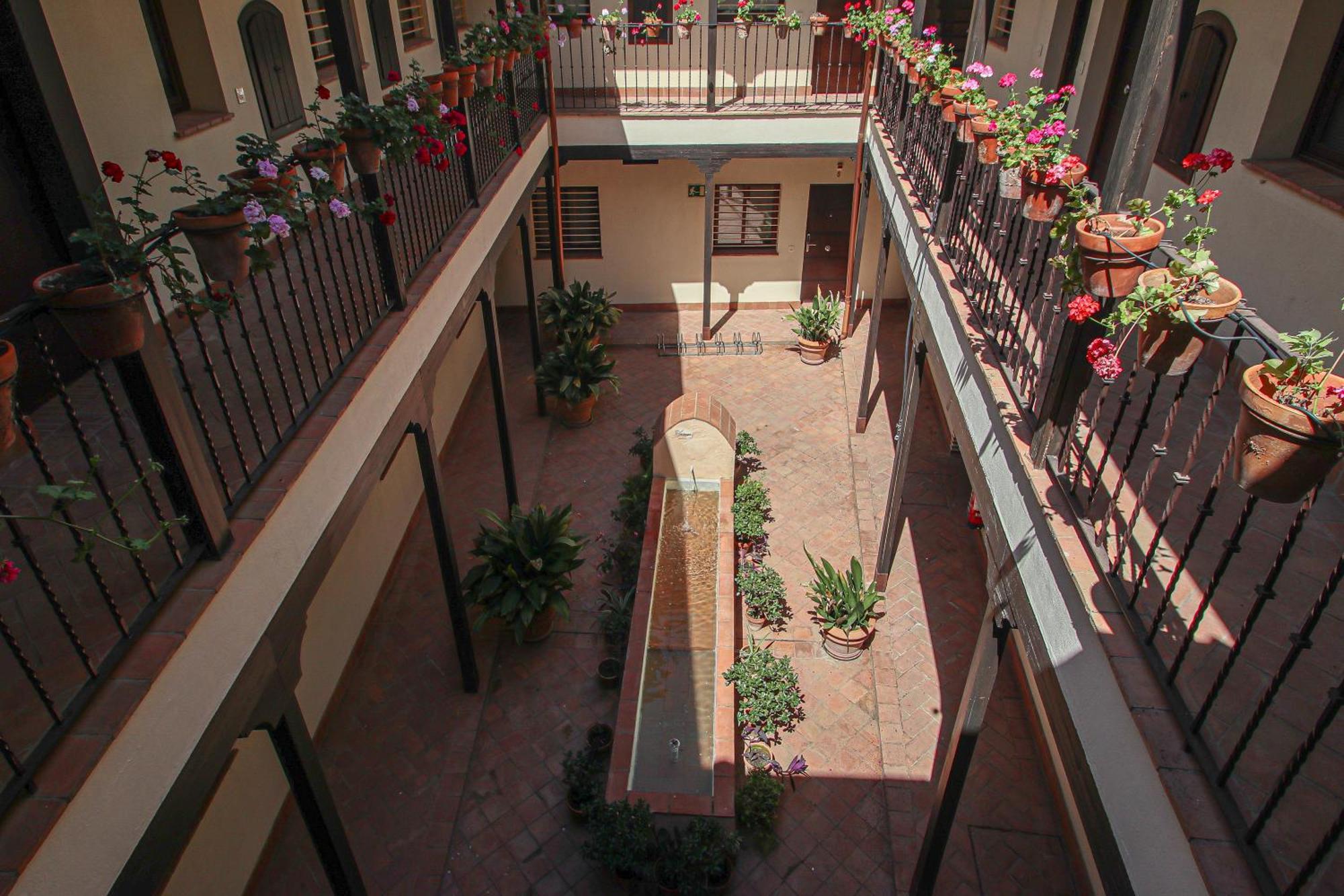 Charming Apt In The Center - 10M Walk Isla Magica Sevilla Exterior foto